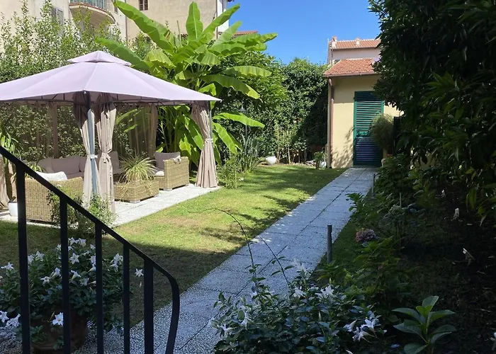Palazzo Cini Luxury Rooms In Pisa