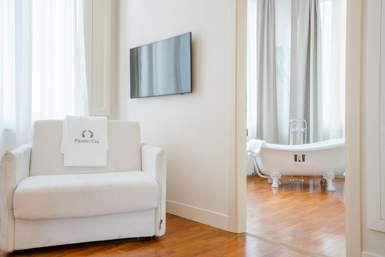Palazzo Cini Luxury In Frühstückspension